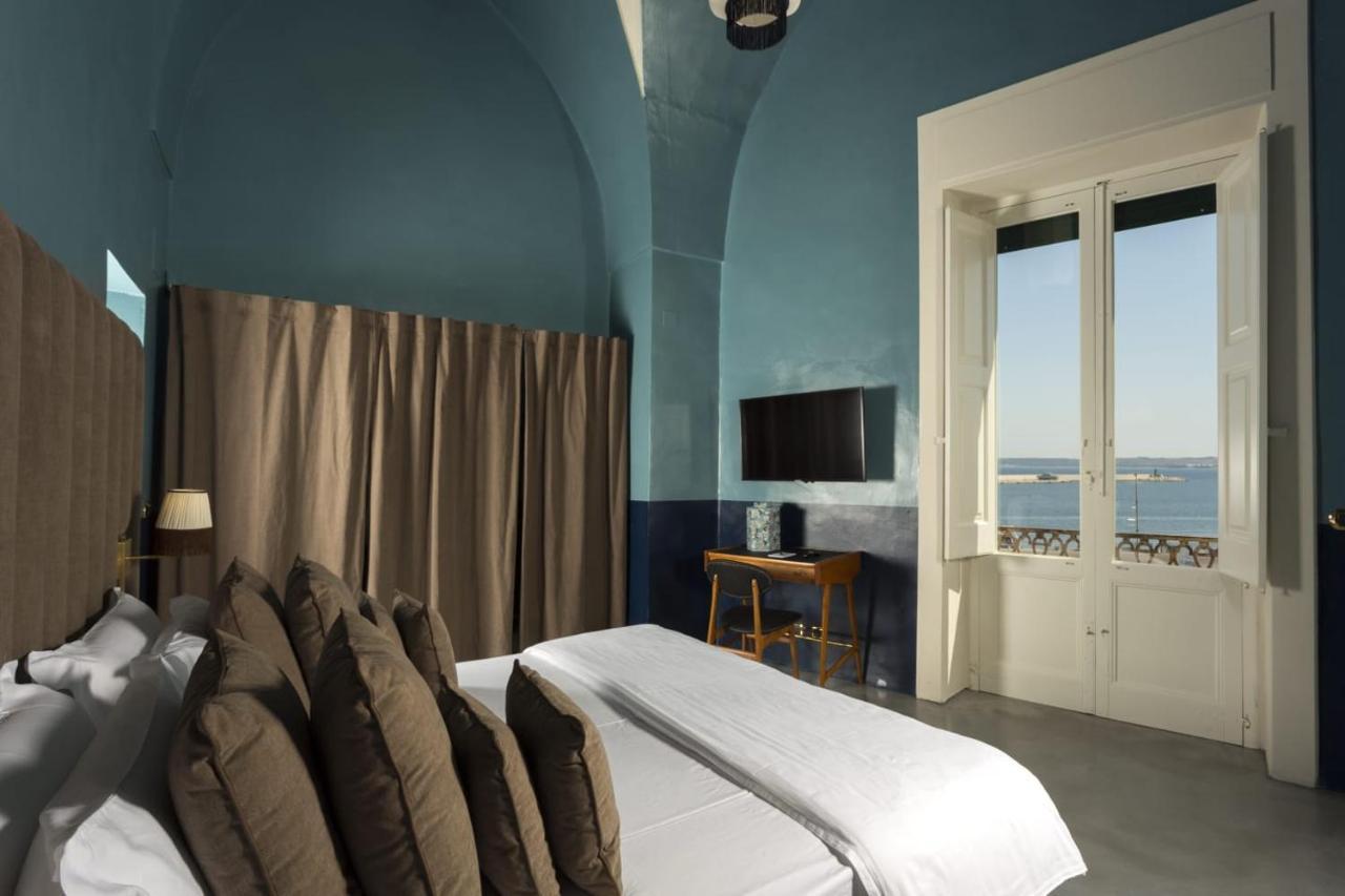 Palazzo Colombo Bed & Breakfast Gallipoli Exterior photo